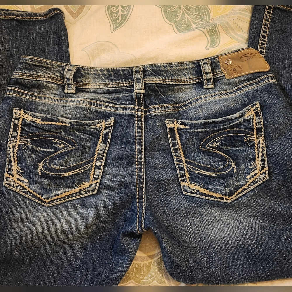 Women's W31/L27 Silver Capri!! :)